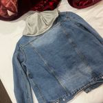 Boohoo Dark wash hooded jean jacket. Photo 3