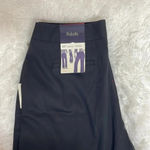Rafaella NWT  Bermuda Curvy  Shorts Sz 10P Photo 3