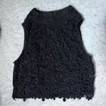 TCEC Black Floral Lace Sleeveless Cropped Top Photo 1
