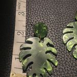 Green acrylic palm leaf earrings Photo 2