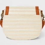 Universal Threads NWT Striped Flap Saddle Crossbody Bag - Universal Thread Natural Photo 4