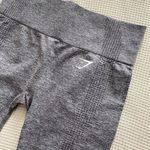 Gym Shark Leggings Photo 3