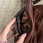 B Makowsky B. Makowsky Brown Leather Shoulder Bag Photo 4