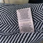 Leo & Nicole Black and White Geometric Knit Fringed Cardigan Sweater Size Small Photo 5