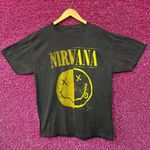 Nirvana Never mind Smiley Grunge Tshirt size Large Photo 0