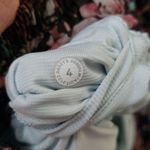 Lululemon  Hotty Hot Floral Edgy Feminine Workout Low Rise Lined Shorts Size 4 Photo 2