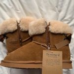 BEARPAW kids youth faux fur boots with bows and zipper Photo 7