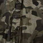 Wild Fable Women’s button up shirt Photo 1