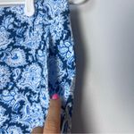 J. McLaughlin  Women's Blue White Paisley Print Shorts Size 4 Photo 1