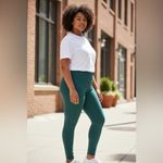 Dri-Fit Women's Plus Green Nike Leggings Size 1X Photo 5