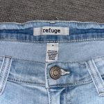 Refuge light washed denim shorts, size 8 Photo 2