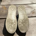 GB  Girls Shoes Size 5M 5 M Floral Slip On Sneakers Rhinestones Beaded Pearls Photo 6