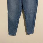 Madewell  The Mom Jean Medium Wash size 25 Photo 2