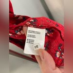 American Eagle NWT‎  outfitters red floral shorts size small Photo 4