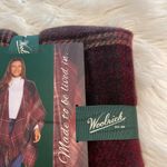Woolrich  Cozy Blanket Wrap in maroon and Brown brand new see all photos Photo 3