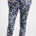 Athleta  Women’s Salutation Printed Jogger Pants Outdoor UPF 50+ Calypso Navy S Photo 0