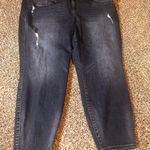 Torrid  Premium Womens Plus Size 26R Distressed Dark Wash Cropped Jeans‎ Photo 0