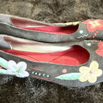 Unlisted  black embroidery studded floral flats shoes 8.5 Photo 0