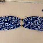 Kulani Kinis  Top Photo 1