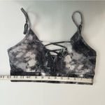 SO  Tie Dye Bralette Top in Gray and White Size M Photo 9