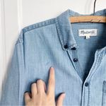 Madewell • Oversized Chambray Boyshirt button down boyfriend shirt denim blue Photo 10