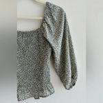 Paper Crane Smocked Floral Blouse, Puff Sleeve Green Fall Top, Size Medium Photo 4