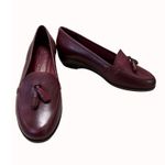Etienne Aigner women’s red wine penny loafer shoes size 5.5M SKU 5040 Photo 1