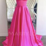 Sherri Hill Prom Dress Photo 3