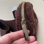 Lululemon Everywhere Belt Bag Fleece 1L Photo 4