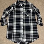 HYFVE  Pug on Pontoon Black and White Plaid shirt, size Large, NEW Photo 0
