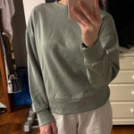 PRETTYGARDEN Green Cropped Sweatshirt Photo 0