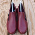 Munro Women's  Burgundy Wedge Shoe Sz 8 Photo 2