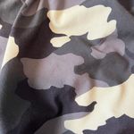 Lululemon  Hotty Hot Low Rise Short 4" Photo 8