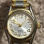 Advance women’s vintage two tone working bracelet watch stretches‎ one size Gold Photo 0