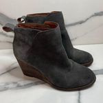 Lucky Brand | Minimalist Women's Gray Leather Yezzah Wedge Boot Sz 7 Photo 0