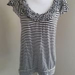 Elle 🦄   / Small / Black and White Stripe tee Photo 0