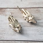 Vintage Clip On Earrings Chunky Long Gold Tone Leaf Faux Pearl Detail Photo 2