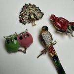 Rhinestone Parrot, Cardinal, Peacock, Owls Brooch Pin Lot Of 4 Gold Tone Photo 7