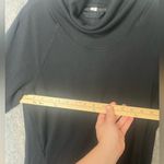 Lululemon Woman Size 6 Black High Lines Pullover High neck with pockets Photo 4