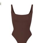 SKIMS New  Fits Everybody Square Neck Bodysuit Size Small Cocoa NWT Photo 0