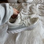 Nike Tennis Shoes Women’s Photo 2