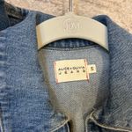 Alice + Olivia  Photo 3