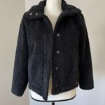 Billabong cozy days black sherpa jacket in a size large Photo 6