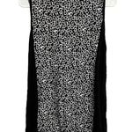 August Silk Zipper Front Geometric Black & White Tank Size Medium Lightweight Photo 3