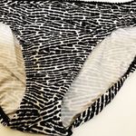 Kenneth Cole Reactions Bikini Bottom Ruffles Photo 6