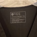 FIGS  scrubs, top size  XXL￼ Photo 1