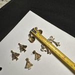 Lot Of 4 Holiday Pierced Earrings Stud/Dangle Christmas Tree Snowman Etc 1 Avon Gold Photo 10