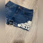 Thread Market Dark Wash Denim & Lace Blue Jean Shorts Size 29 Photo 1