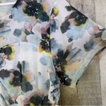 Torrid  Size 3(3X)(22-24) Stretch Mesh Lined Crewneck Floral Ruched Top Photo 6