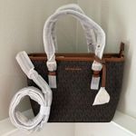 Michael Kors New with Tag Signature Pattern Jet Set Crossbody Photo 0